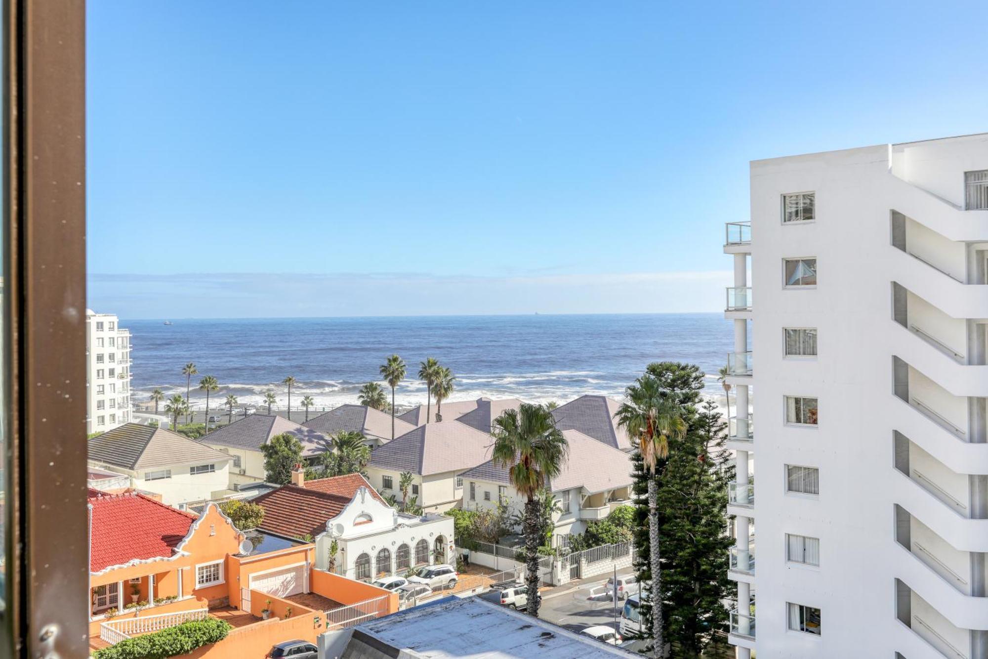 Backup-Powered Bantry Bay View 2 Bed Apartment 开普敦 外观 照片