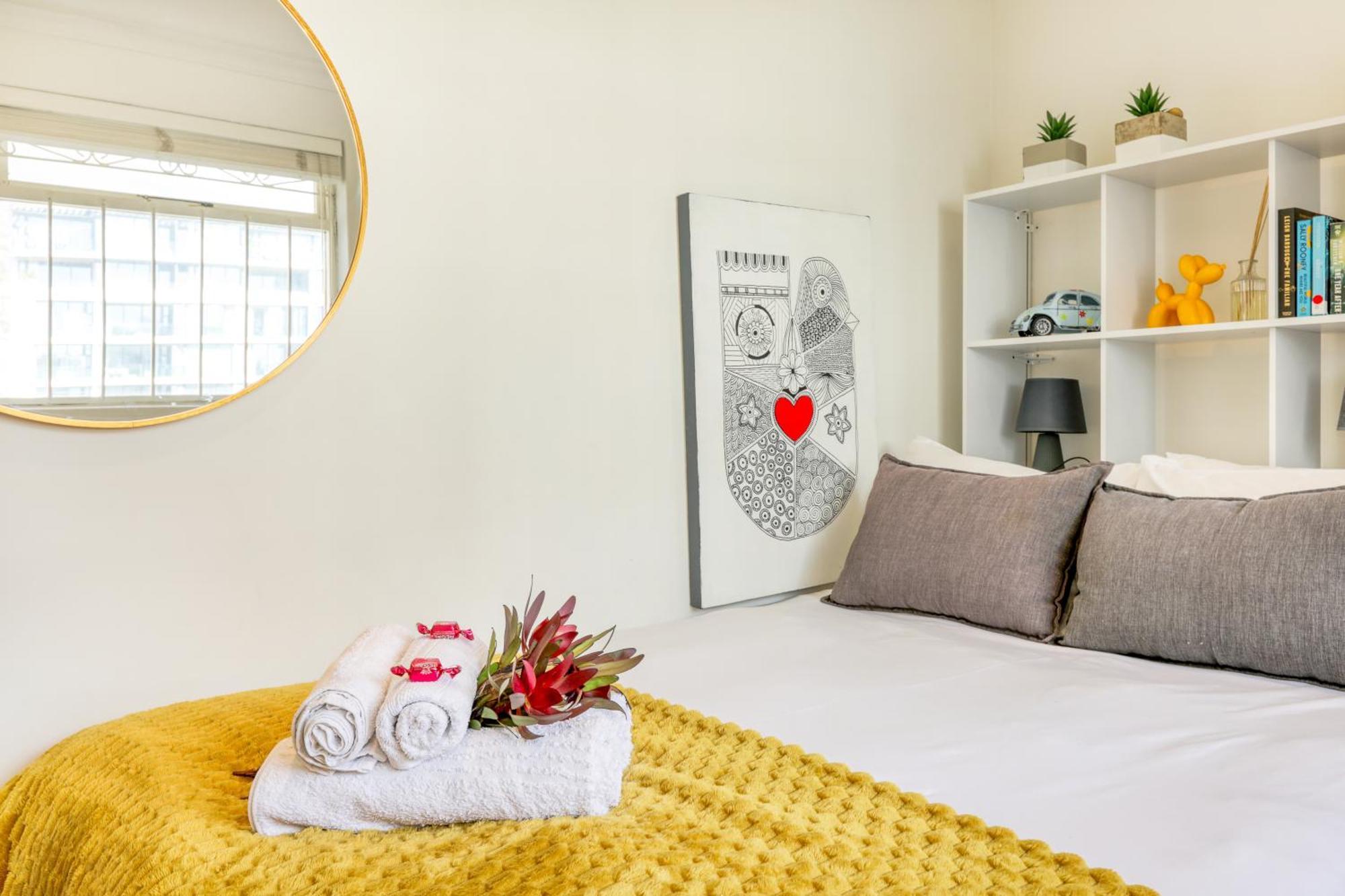 Backup-Powered Bantry Bay View 2 Bed Apartment 开普敦 外观 照片