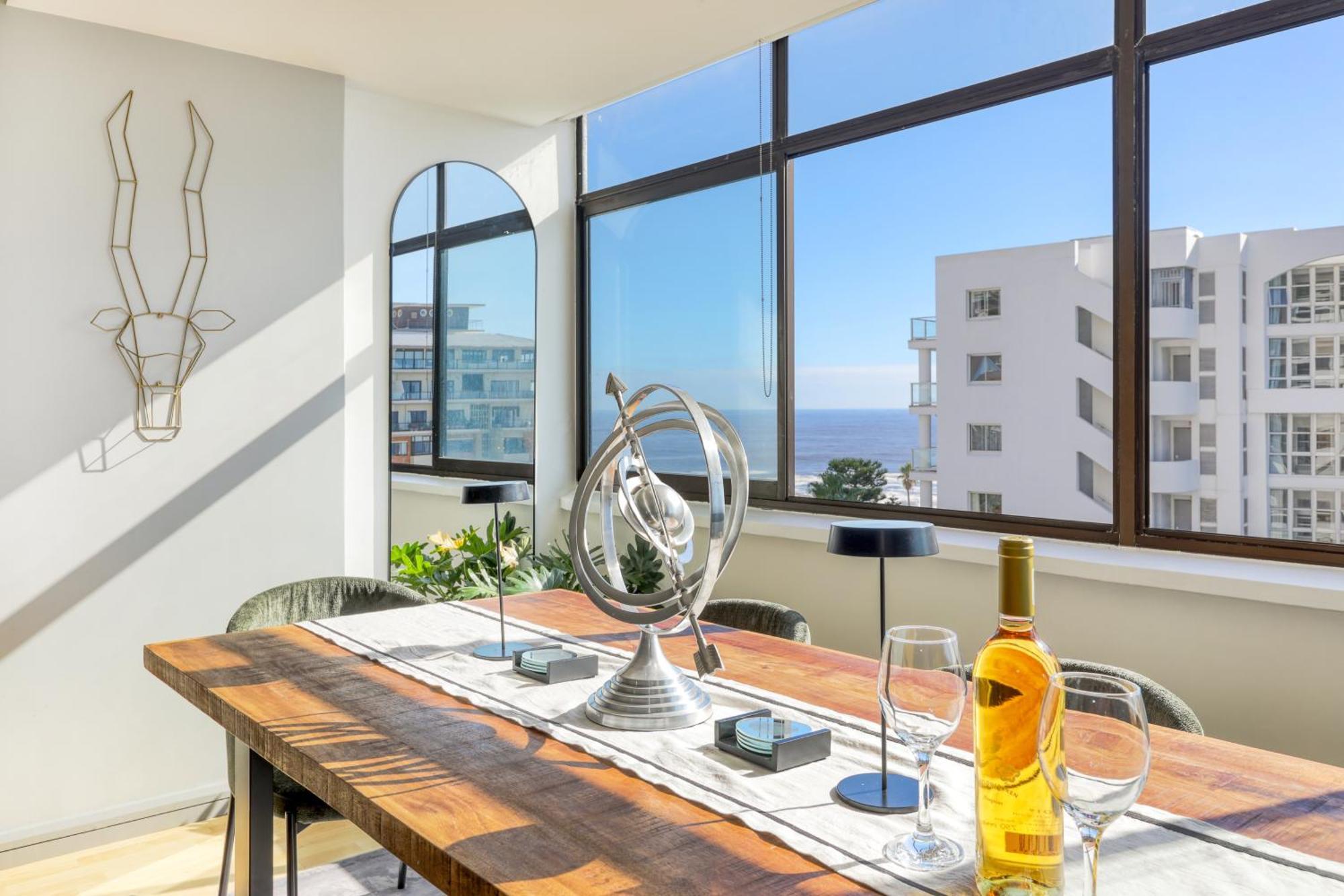 Backup-Powered Bantry Bay View 2 Bed Apartment 开普敦 外观 照片