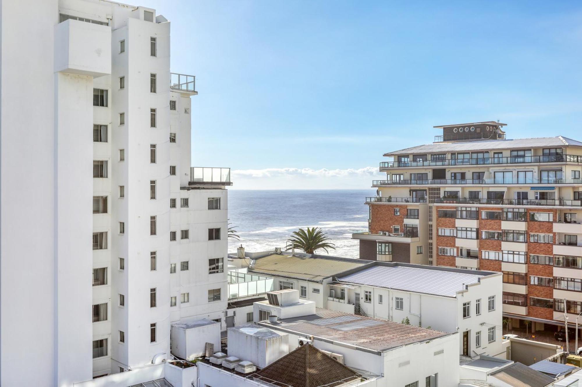 Backup-Powered Bantry Bay View 2 Bed Apartment 开普敦 外观 照片