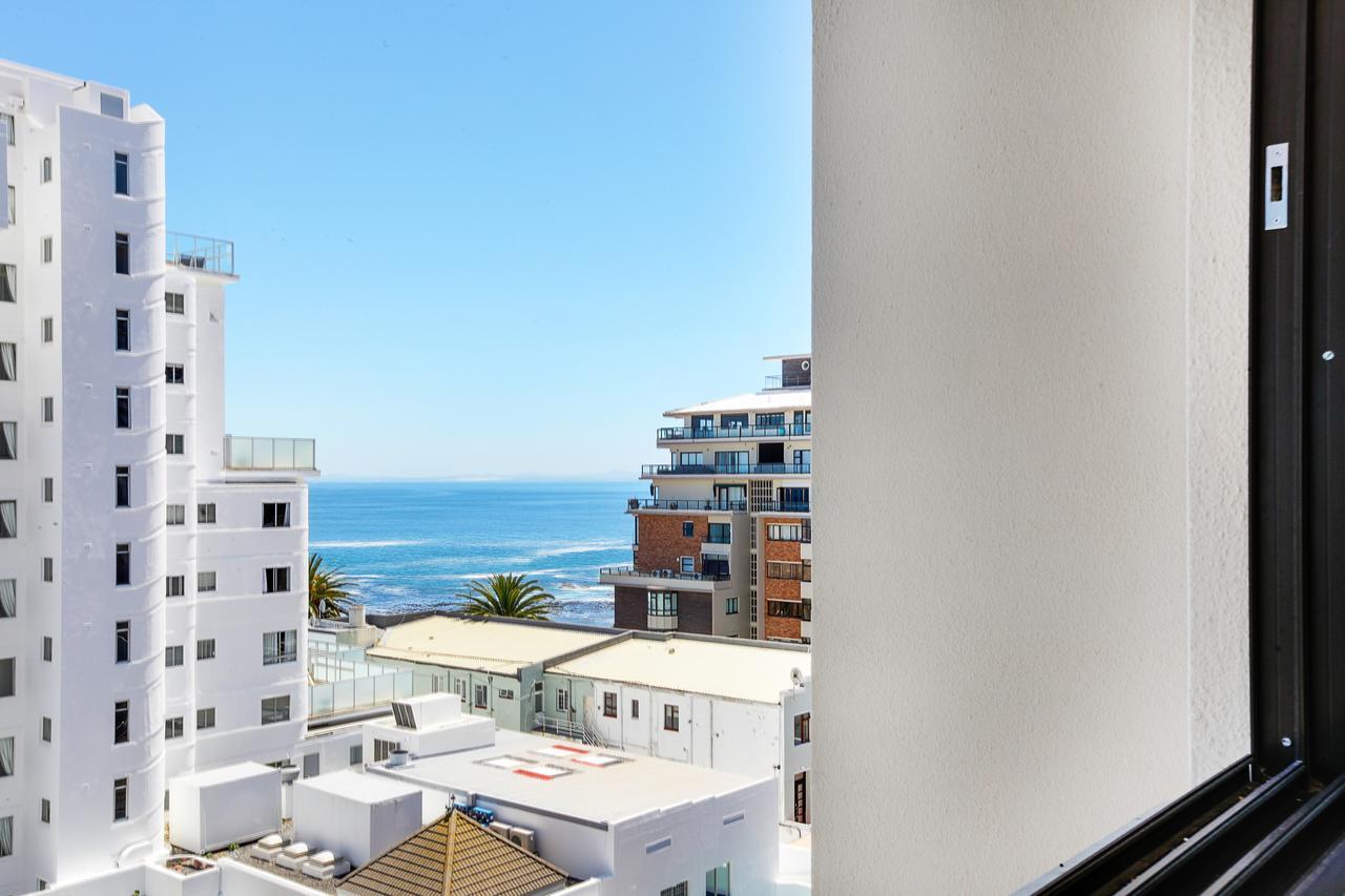 Backup-Powered Bantry Bay View 2 Bed Apartment 开普敦 外观 照片