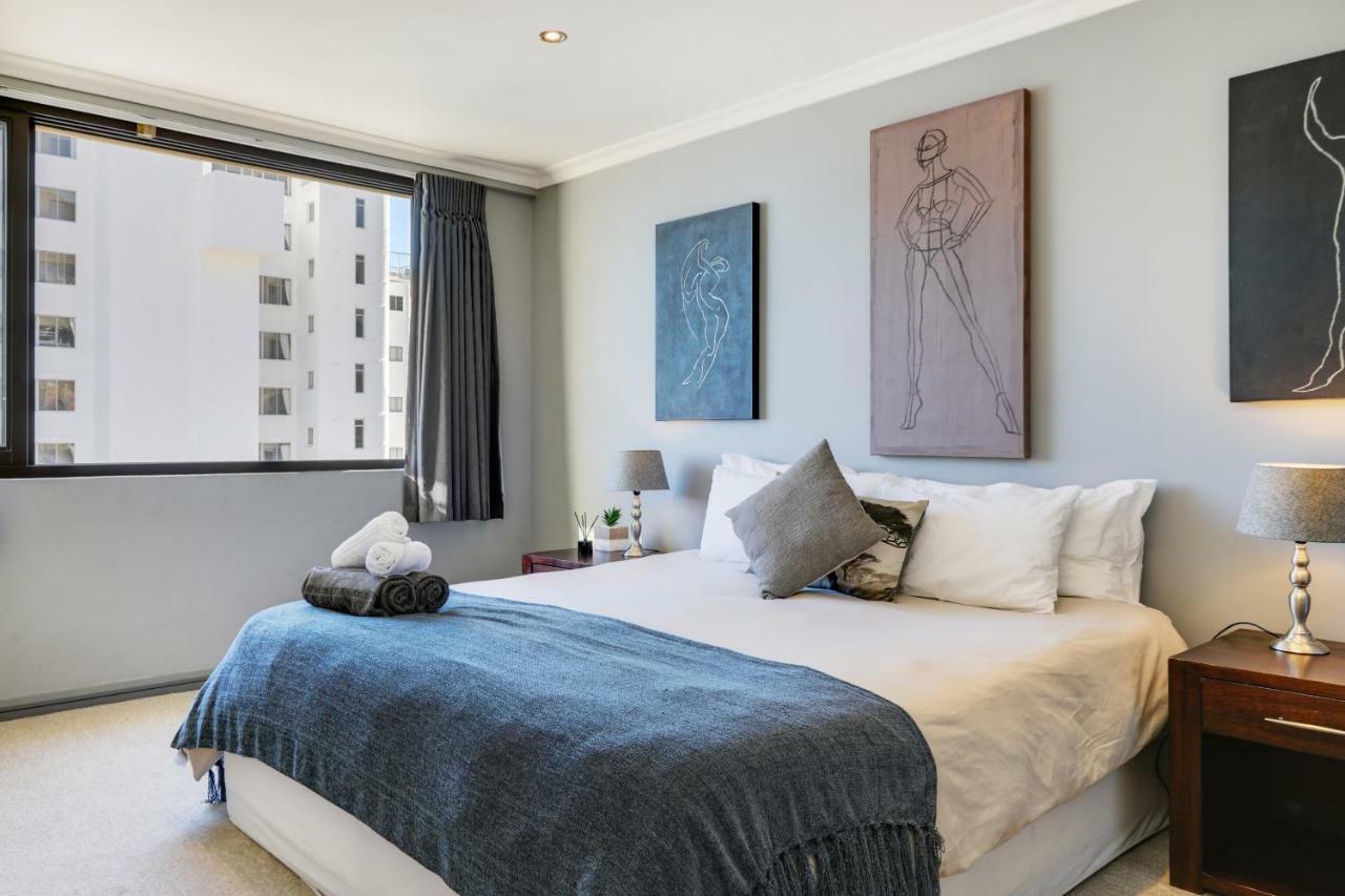 Backup-Powered Bantry Bay View 2 Bed Apartment 开普敦 外观 照片